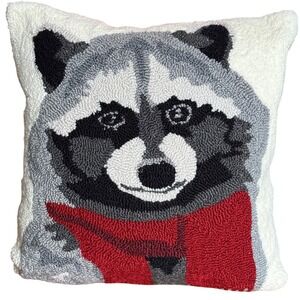 Raccoon‎ Hooked Throw Pillow 18x18 Polyfill C&F Winter CAbin Lodge Farmhouse